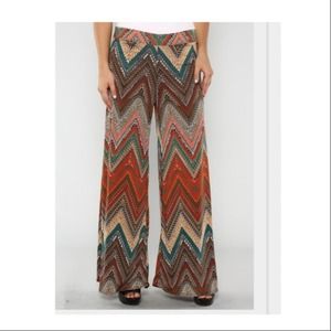 JUST IN 💕💕PLUS SIZE CHEVRON PALAZZO PANTS