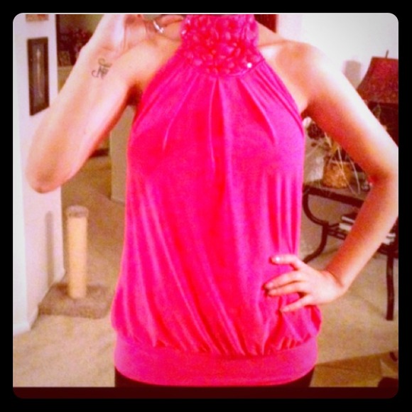 Stunning beaded halter! Coral pink color!