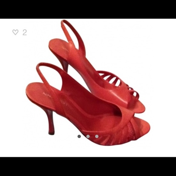 NINE WEST LEATHER HEELS