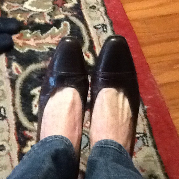 Dk Brown Leather Reptile pattern Pump, size 7 N. - Picture 3 of 3