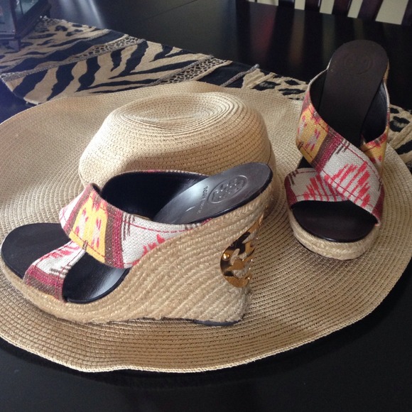 🔥 Tory Burch Wedges 💯