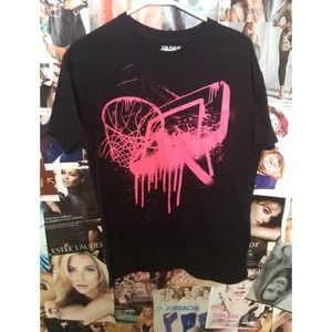 black and pink tee