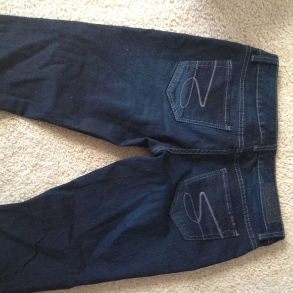 Dark wash seven jeans