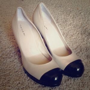 Ellie Tahari heels