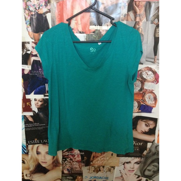 teal v neck
