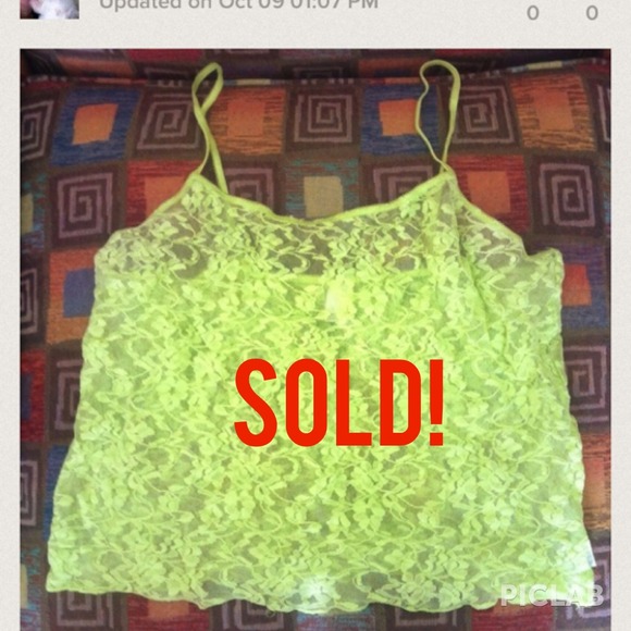 ***SOLD IN BUNDLE*** DKNY stretch lace cami