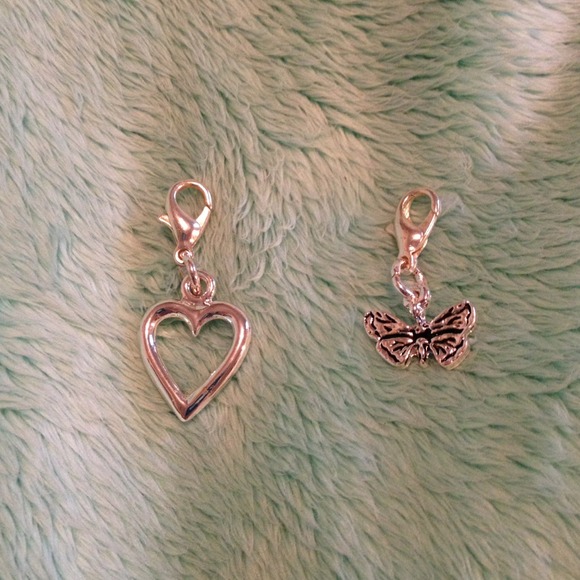💎 Set of Heart and butterfly charm!
