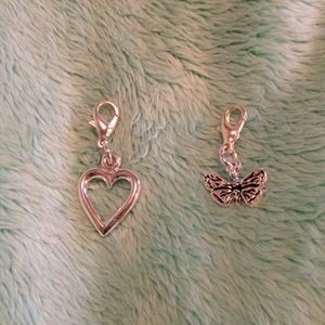 💎 Set of Heart and butterfly charm!