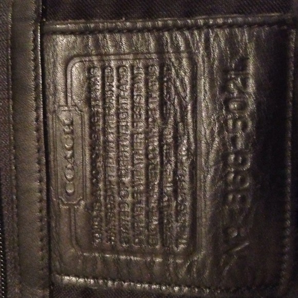 Authentic Coach - Picture 4 of 4