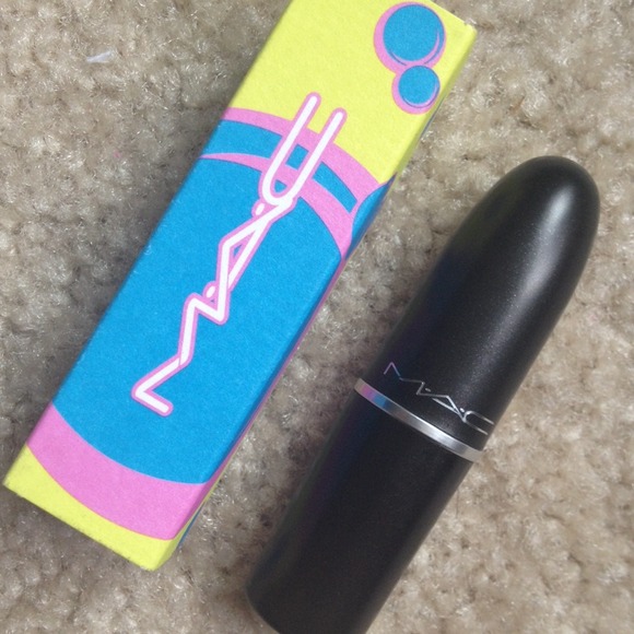Mac "Quick Zizzle" Shop Mac collection lipstick 💥 - Picture 2 of 4