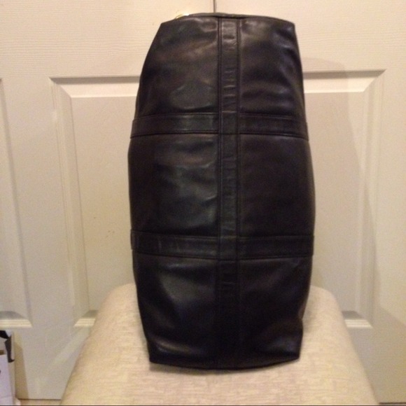 Authentic Coach - Picture 3 of 4