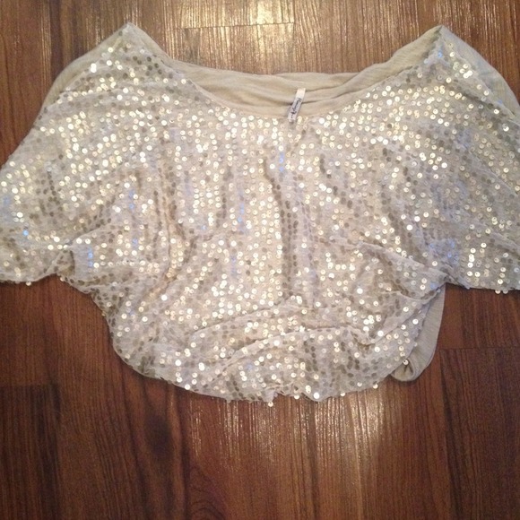 Sequin fronted cropped top - Picture 1 of 2