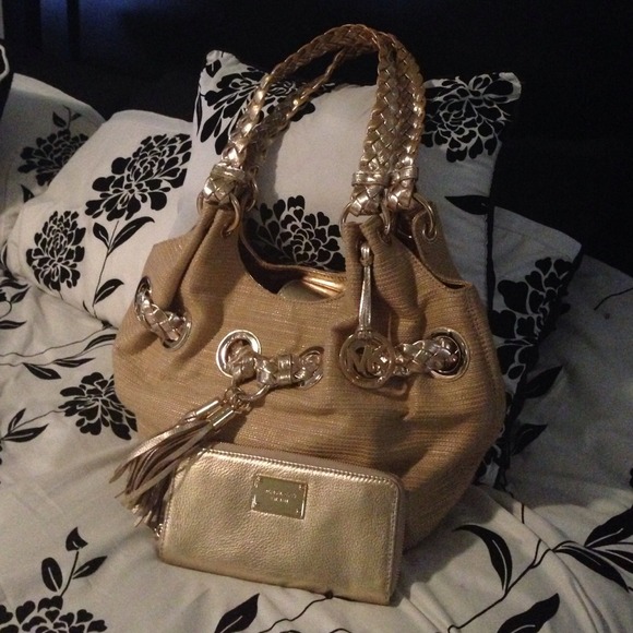 Michael Kors handbag and wallet
