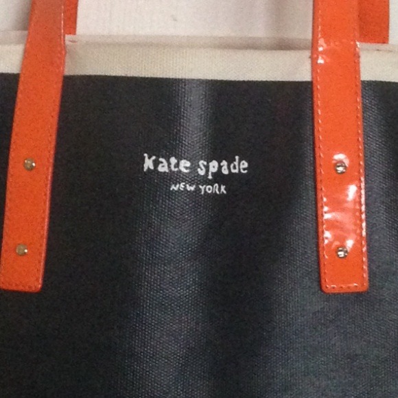 Authentic Kate Spade tote - Picture 4 of 4