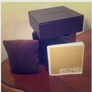 Michael kors watch boxes