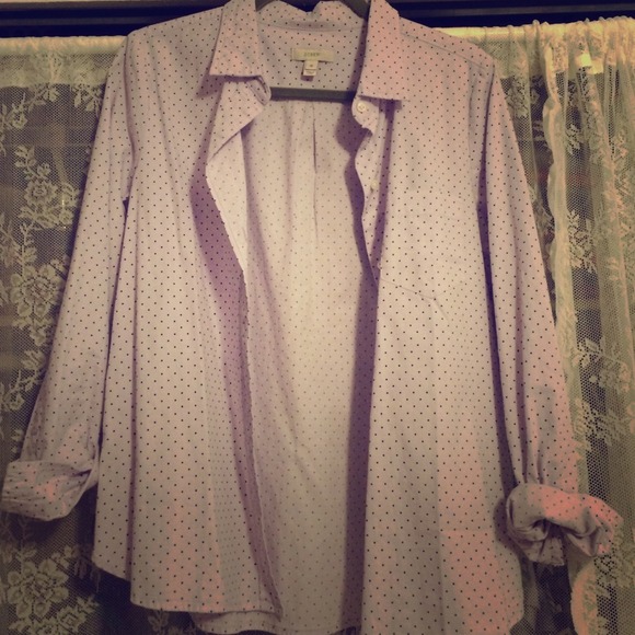 ❤️SOLD in bundle! J crew Polka dot button down