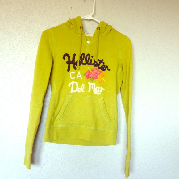 Hollister Hoodie!