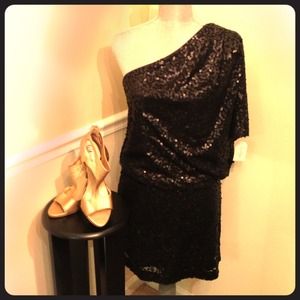✨Flash Sale✨Jessica Simpson Sequin Dress