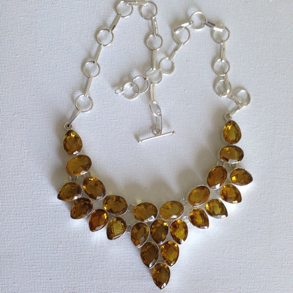 Yellow stones gemstones necklace - Picture 2 of 4