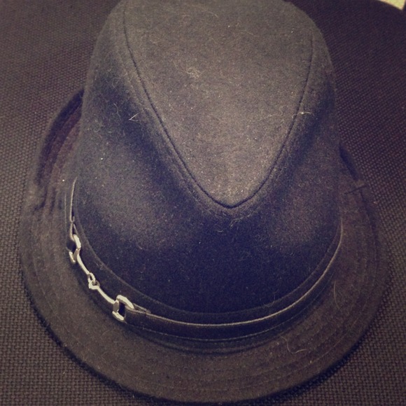 Winters coming keep warm in this cute wool hat!
