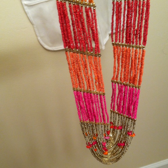 Layered necklace - Picture 2 of 2