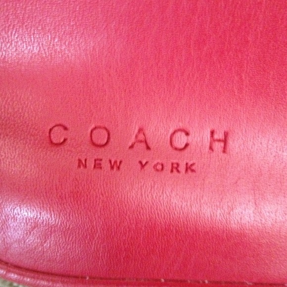 REDUCED!!! 💋RED Coach leather AUTHENTIC