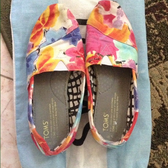 Floral Toms 🌸