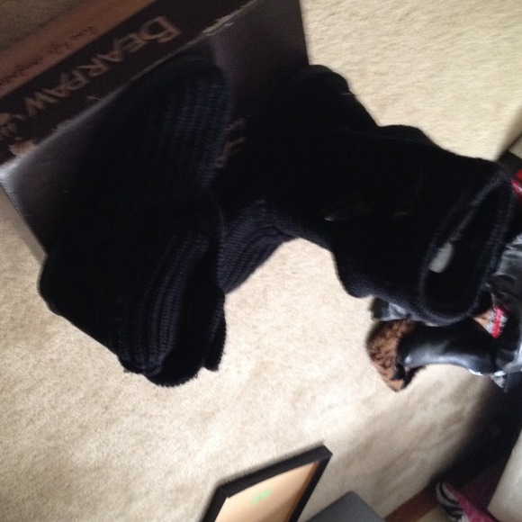 Bearpaw tall knit boot