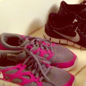 Nike Free running shoe bundle