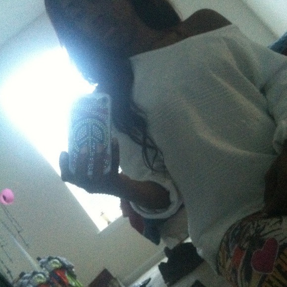 White Patterned Sweater - Picture 2 of 4