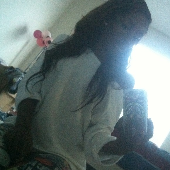 White Patterned Sweater - Picture 4 of 4