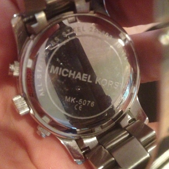 Michael Kors runway chronograph silver watch - Picture 3 of 4