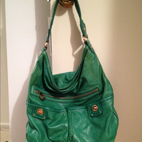 SOLD!!!! π― Authentic Marc Jacobs purse - Picture 2 of 4