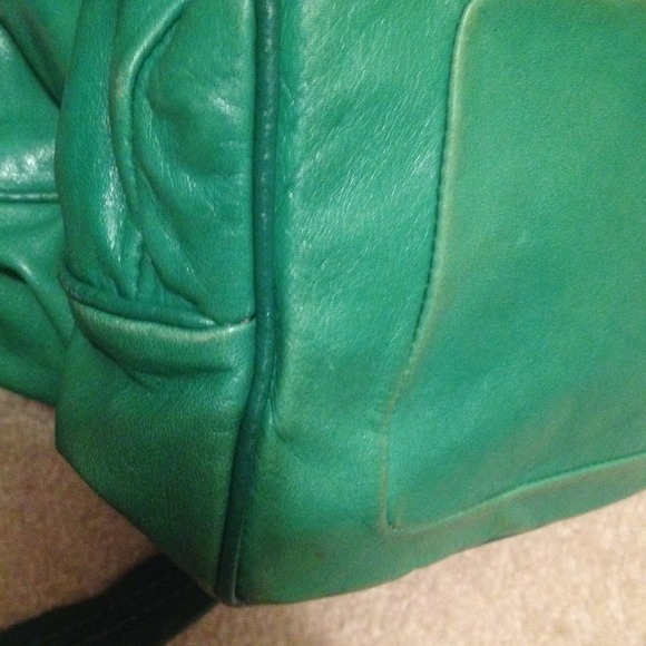 SOLD!!!! π― Authentic Marc Jacobs purse - Picture 4 of 4