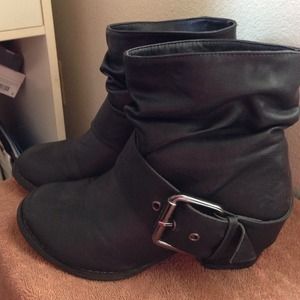 💕SOLD💕 Boots