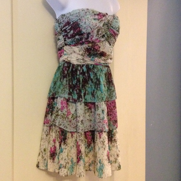 Guess Dresses & Skirts - Guess dress size 0 Perfect!