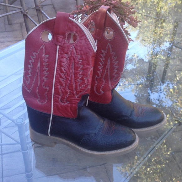 Youth cowboy boots
