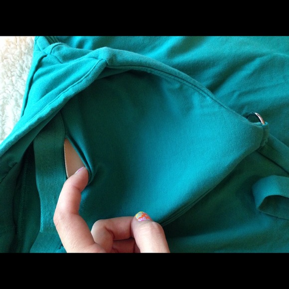 >>SOLD<<Victoria's Secret bra top (halter) - Picture 3 of 4