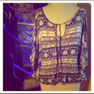 🍂🍃Tribal Print Top