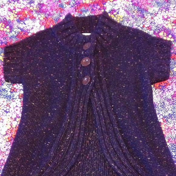 Decree short sleeved sweater
