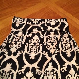 ❎ REDUCED ❎ Damask Fold Over Maxi Skirt NWOT