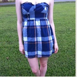 Hollister strapless dress