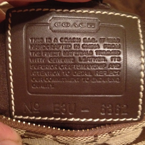 Coach purse ✂️Price Cut ✂️ - Picture 2 of 4
