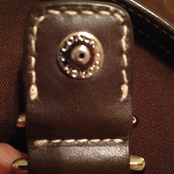 Coach purse ✂️Price Cut ✂️ - Picture 4 of 4