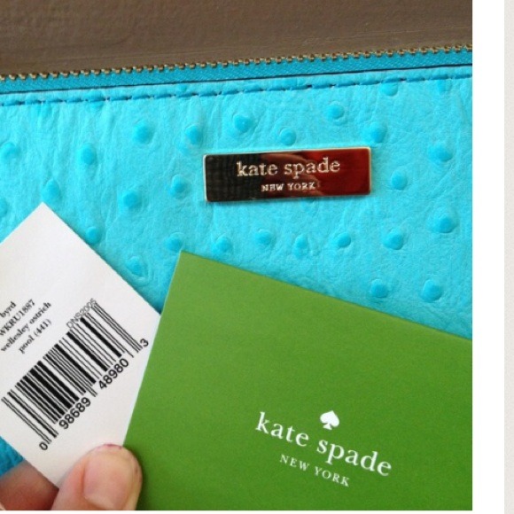 NWT Kate Spade "Byrd - Wellsley Ostrich" pool bag - Picture 2 of 4