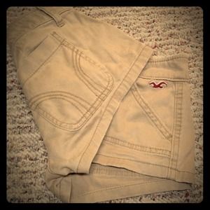 Hollister khaki shorts