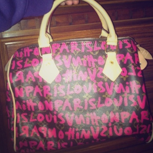 🚫RESERVED🚫Pink graffiti bag