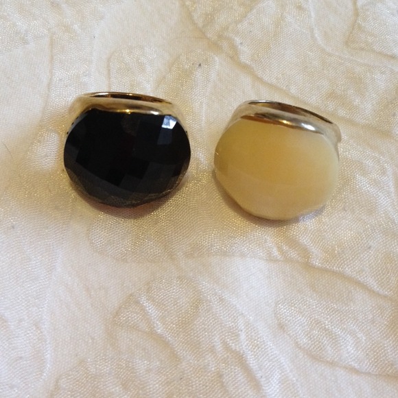 ✖️SOLD IN BUNDLE✖️Black and Ivory Rings