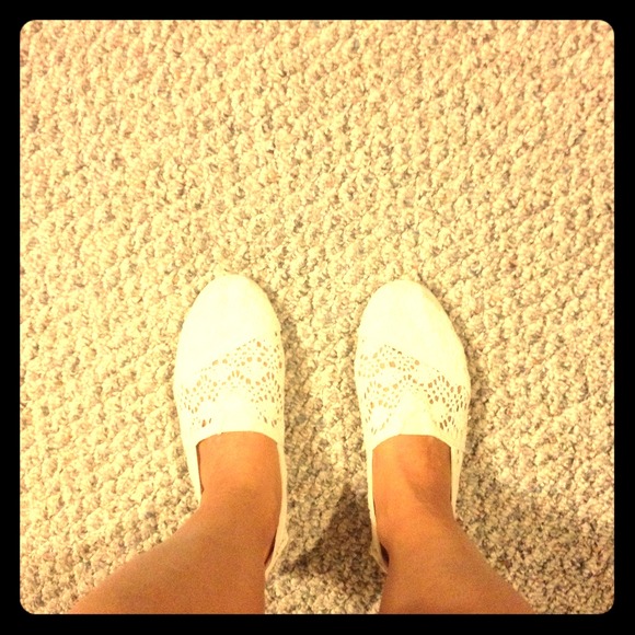 Cream colored Toms inspired crochet flats