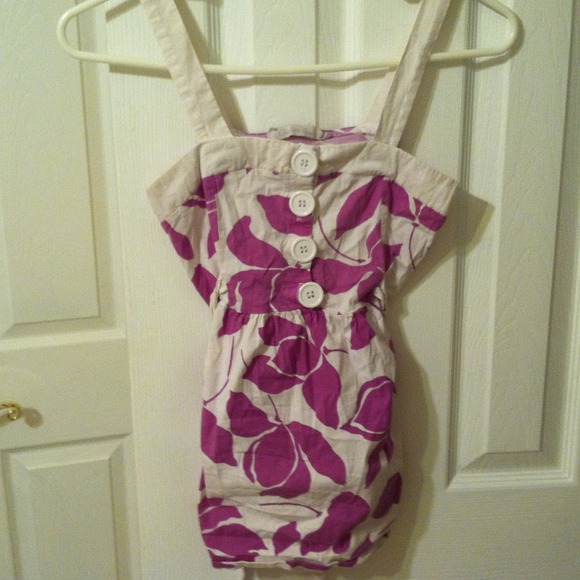 Button floral tank